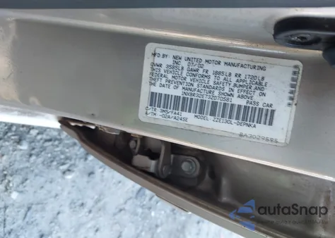 2003 Toyota Corolla Le from USA, damaged, VIN 1NXBR32E73Z070581